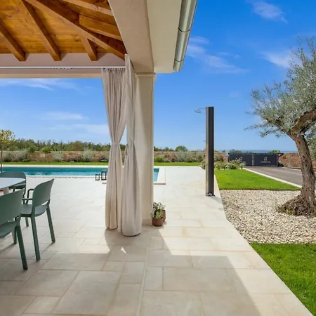 Вилла Gorgeous Santa Margherita With Pool And Saun *